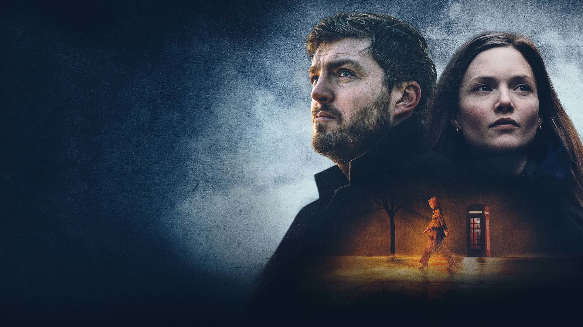 Detective Cormoran Strike guarda gli episodi della Serie TV