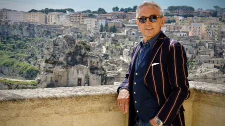 Bruno Barbieri: segreti e manie di un esperto di (4) hotel e di viaggi