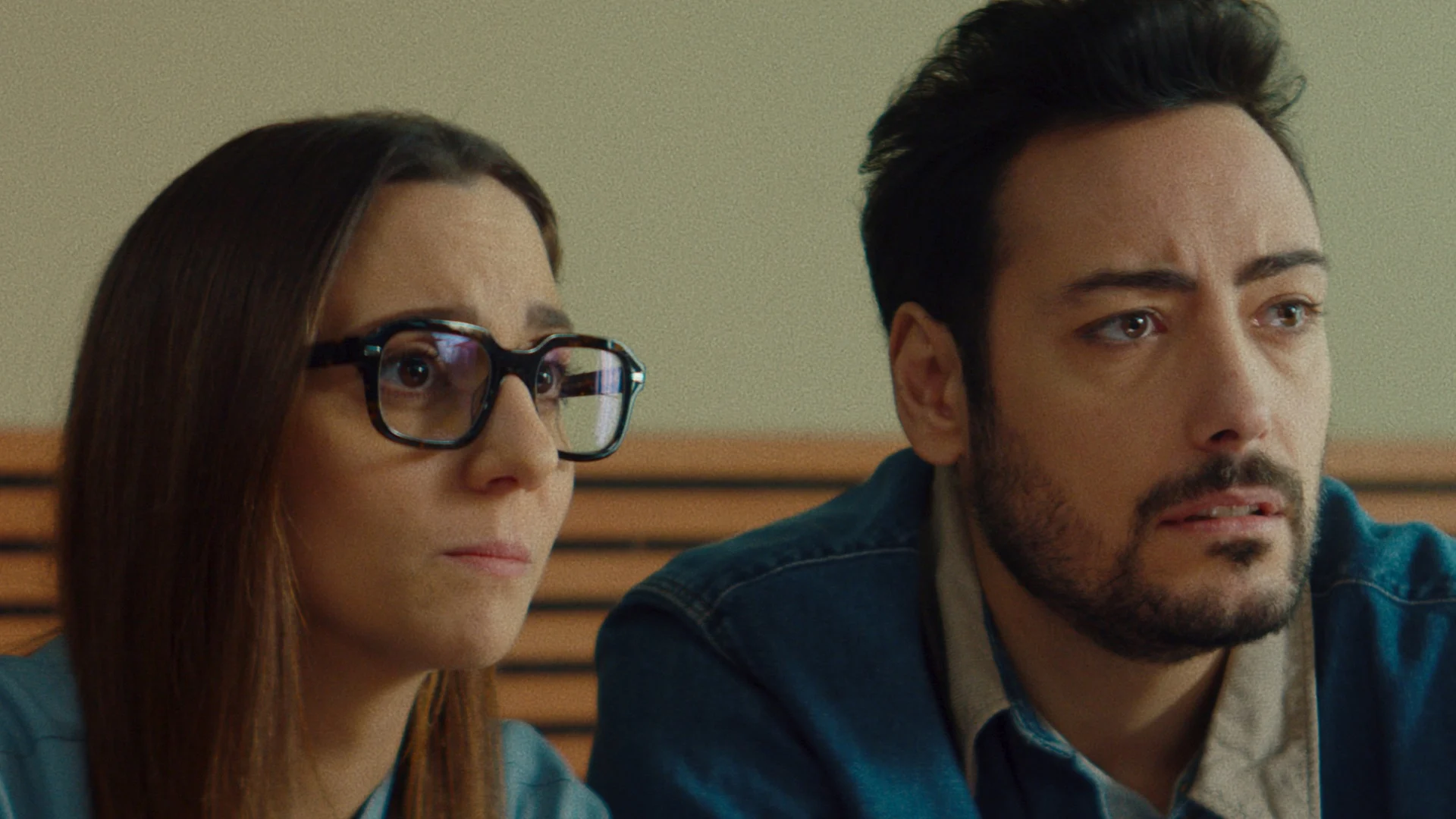 Pesci piccoli: Un'agenzia, molte idee, poco budget stagione 1