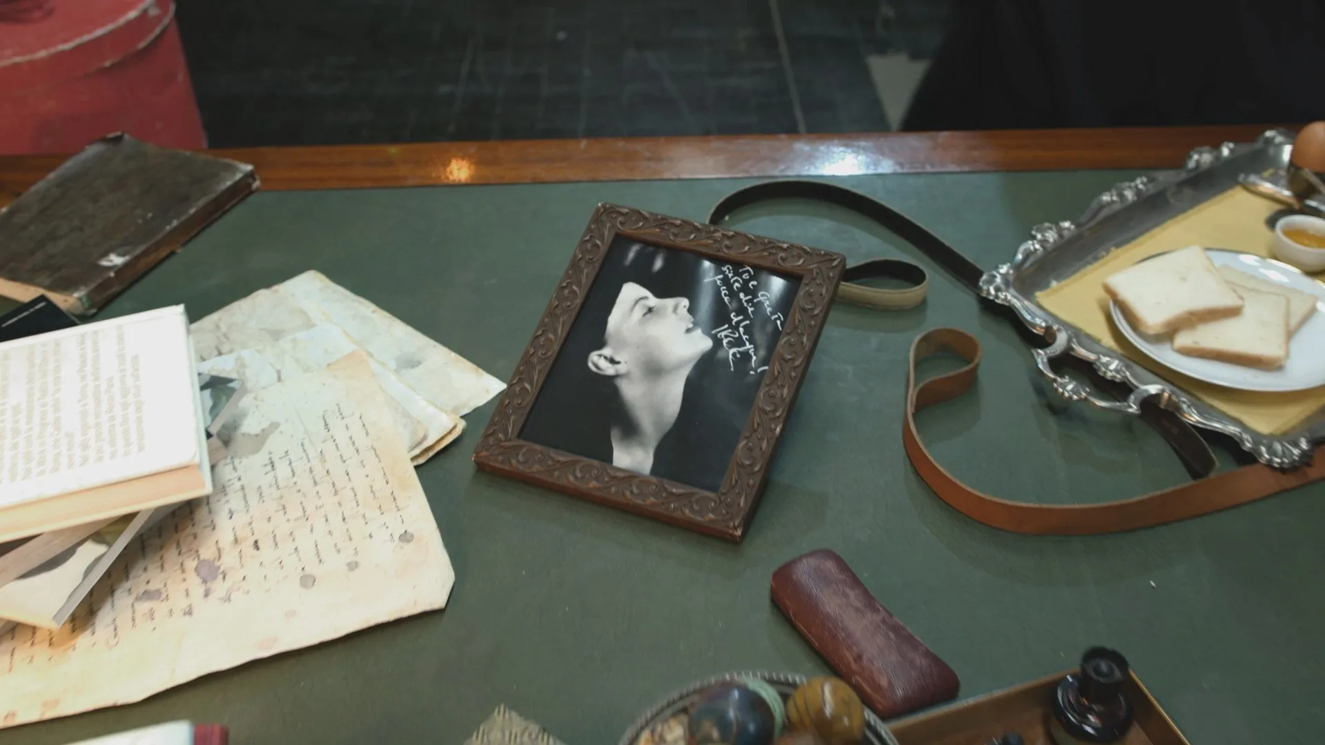 Ghost Hotel stagione 1