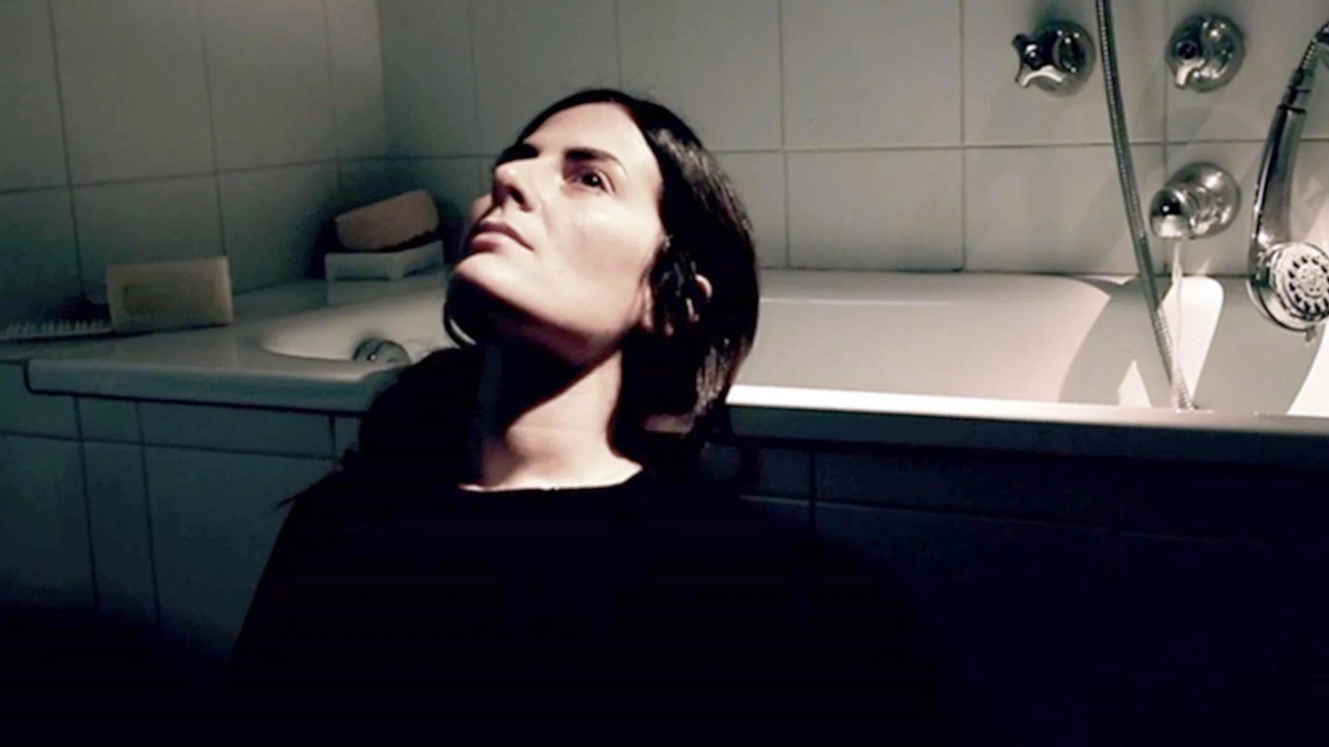 Profondo nero di Carlo Lucarelli stagione 1